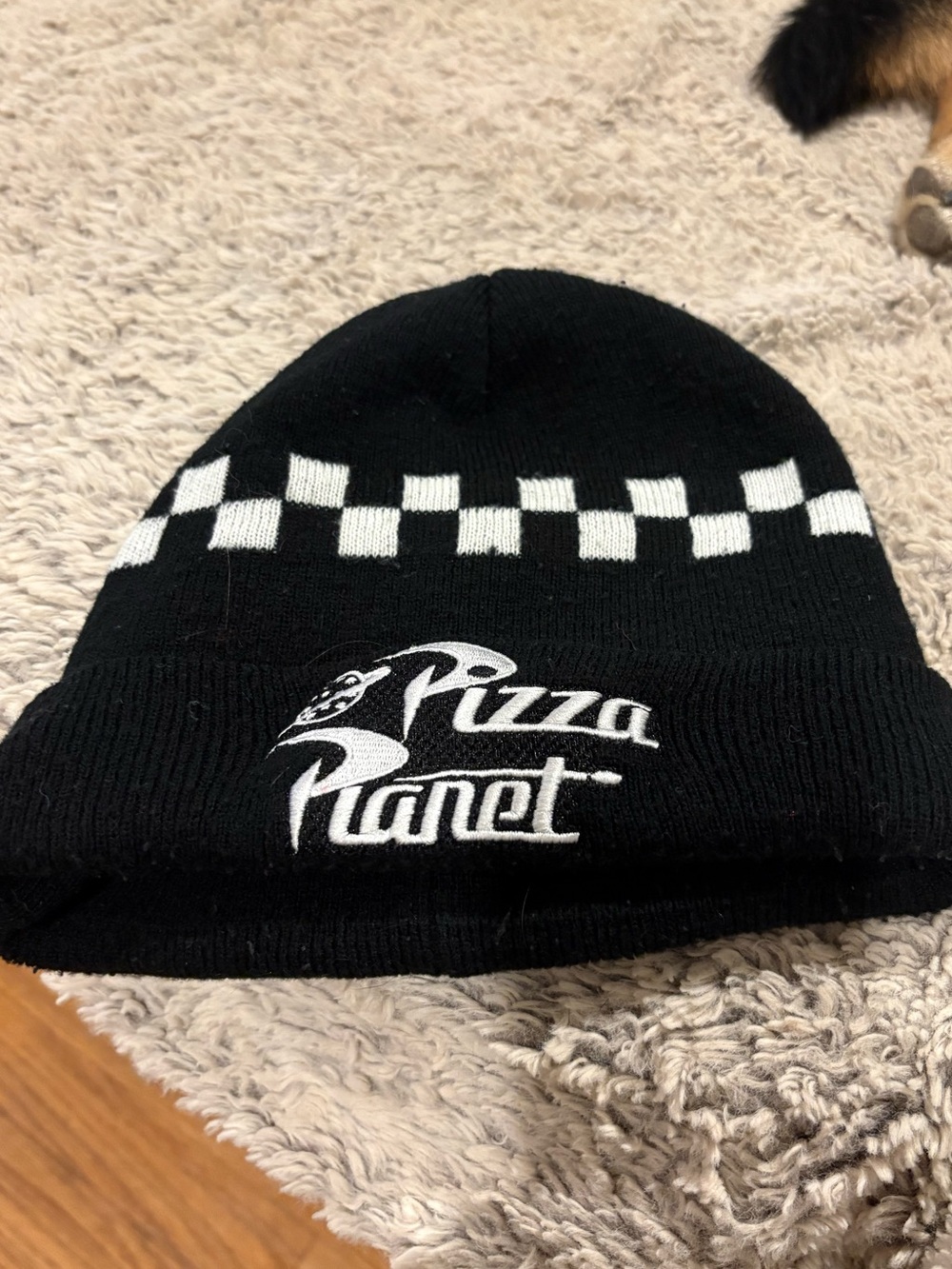 Disney Pixar Beanie Unisex One Size Black Good Toy Story Pizza Planet‎ Checkered